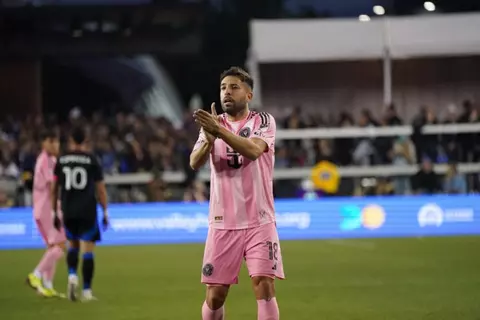  على رأسهم ألبا.. ماسكيرانو يعلن غياب 3 لاعبين عن إنتر ميامي أمام الأهلي